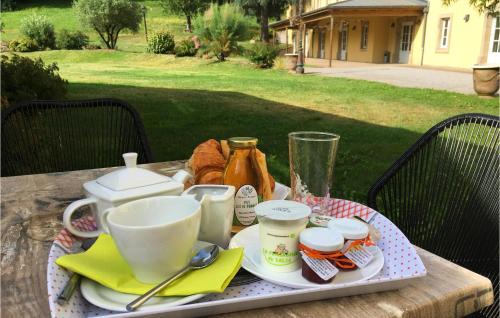 Saint-Affrique Apartamento | Beautiful Apartment In Saint-Affrique