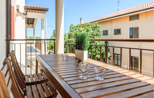 Ponte Rio Apartamento | Beautiful Apartment In Terre Roveresche