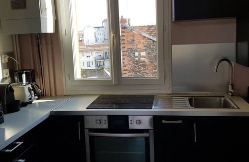 Cœur de Ville Apartamento | Beautiful apartment ideally located with terrace