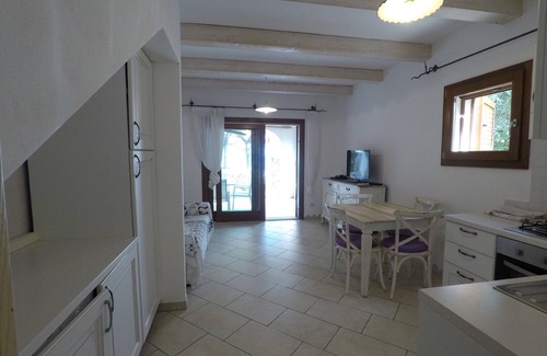 Cala Liberotto Apartamento | Precioso apartamento en un chalet en el mar y acceso directo a la playa