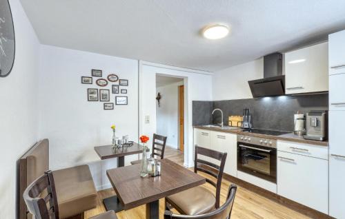 Oberweissenbrunn Apartamento | Beautiful Apartment In Bischofsheim