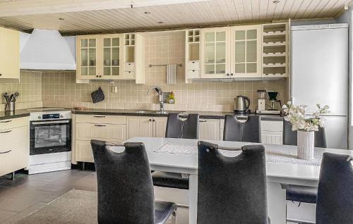 Ludvigsborg Apartamento | Beautiful Apartment In Höör