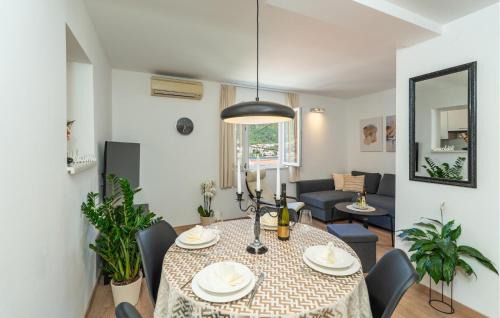 Sustjepan Apartamento | Beautiful Apartment In Sustjepan