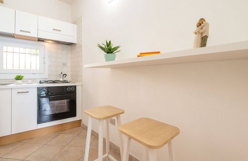 Villaputzu Apartamento | Precioso apartamento para 4 personas con A/C, TV, patio y aparcamiento