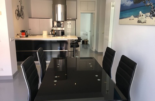 Carabanchel Apartamento | Precioso piso cerca de Madrid Rio con plaza de parking