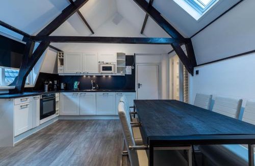 Abcoude Casa | Beautiful apartment on the first floor Abcoude