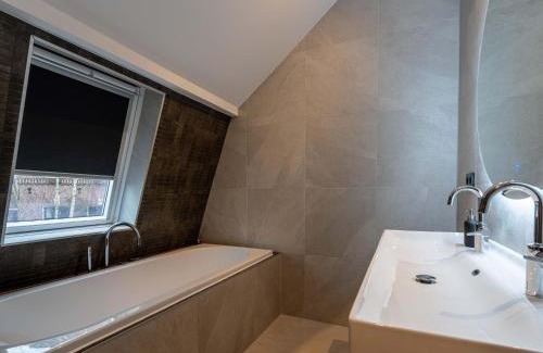 Abcoude Casa | Beautiful apartment on the first floor Abcoude