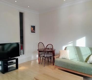 Mortlake Apartamento | Beautiful apartment underground parking, balcony in Kew, Richmond Archives London