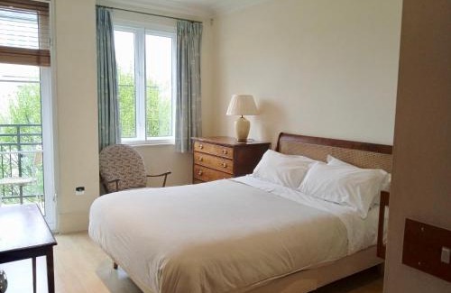 Mortlake Apartamento | Beautiful apartment underground parking, balcony in Kew, Richmond Archives London