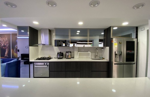 Florida Nueva Apartamento | Hermoso apartamento con Jacuzzi
