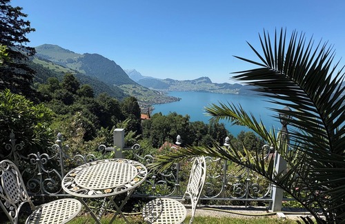 Emmetten Apartamento | hermoso apartamento con impresionantes vistas al lago