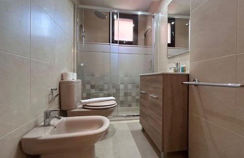 Rejas Apartamento | Beautiful apartment with pool and padel - Belfast