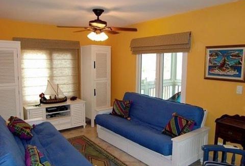 Contadora Island Apartamento | Beautiful Apartment with Terrace