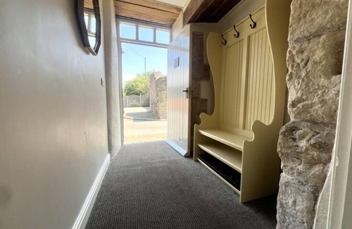 Peterlee Casa | Beautiful Barn Conversion, With Exposed Stone Walls and Period Features.
