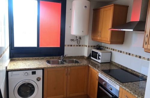La Llosa Apartamento | Beautiful beach apartment with pool