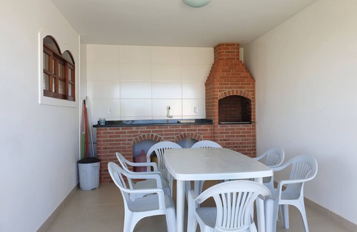 Sao Vicente de Paula Casa | Beautiful beach house with pool and barbecue area