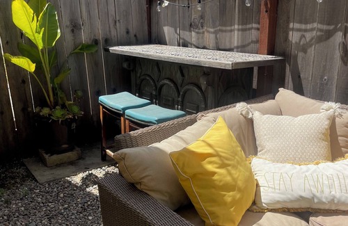 Westside Santa Cruz Casa | Beautiful Beach Bungalow in Santa Cruz
