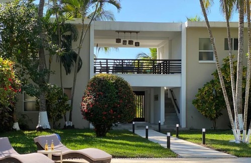 Chulamar Casa | Hermosa casa frente a la playa - Lindamar Guatemala LM002