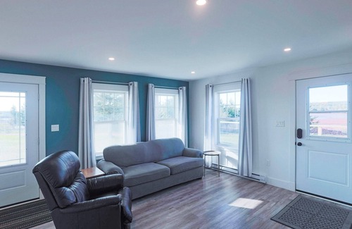 DeSable Cabaña | Beautiful Beach House, 3 Bedroom, 2 Bath, Bbq, & Firepit.