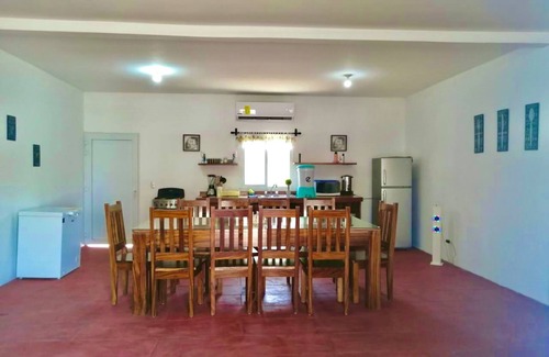 Monterrico Casa | Bella casa de playa 2, junto al mar, con piscina privada.