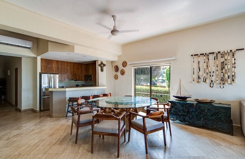 Puerto Vallarta Condominio | Beautiful Beach front Three Bedroom at Velas Vallarta