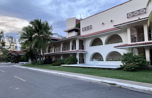 Playa Coronado Apartamento | ★ Beautiful Beach Stay ★ Golf and Beach Suite at Coronado, Panama!