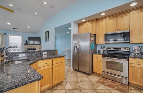 Sandbridge Casa | Beautiful Beach Palace With a Gorgeous View!