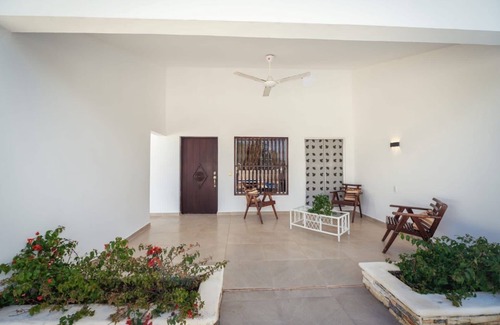 Los Brazos Villa | Beautiful Beach Villa
