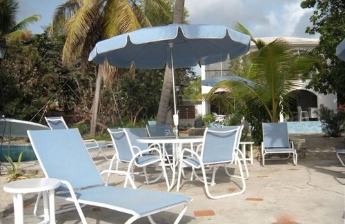 Plum Bay Villa | Frente a la playa de invierno $ 465 / noche
