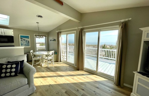Broadkill Beach Casa | Hermoso refugio frente a la playa en Broadkill Beach. Perfecto para parejas y familias.