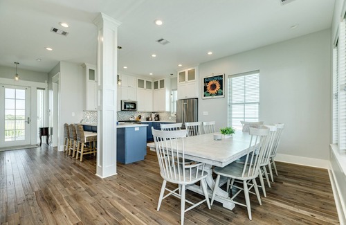 Galveston Casa | Beautiful Beachfront on East Beach w/ Fenced Yard, Private Dune Walkover