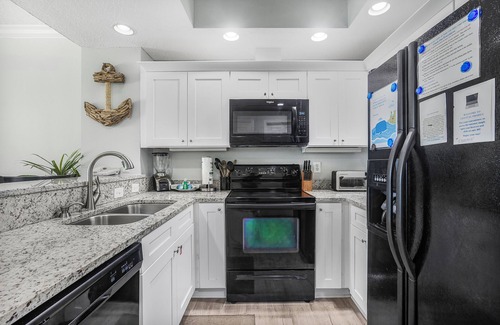 Gulf Shores Condominio | Gulf Shores-Beautiful Beachfront Bliss! Reserve ahora para grandes tarifas de otoño e invierno