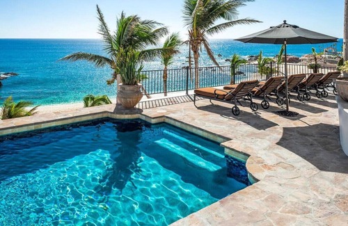 Rancho Cerro Colorado Casa | Beautiful Beachfront Villa with Private Transport