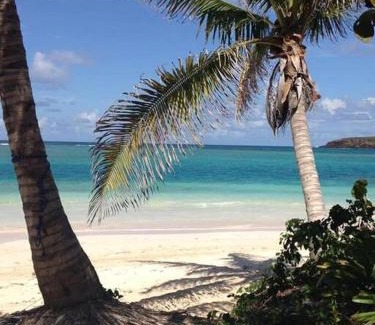 Torrecilla Baja Apartamento | Beautiful beachside apartment w/terrace, balcony.