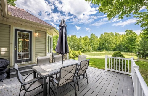Bellaire Casa | Beautiful Bellaire, Golf at Hawks Eye The 8th Tee