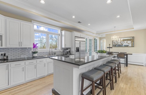 Bluemont Casa | Beautiful Bluemont Estate