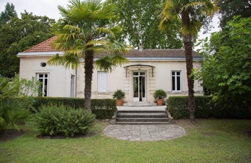 Bruges Casa | Hermosa casa de Burdeos, piscina y tenis en parque arbolado de 1 hectárea