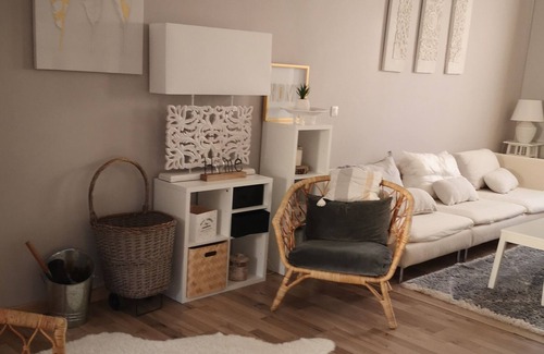 Begles Casa | Hermosa tienda de Burdeos con piscina climatizada.