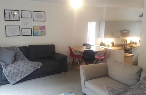 Deepcar Casa | Beautiful brand new 3-Bed House in Sheffield