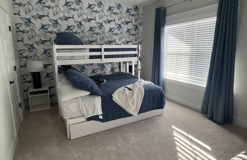 Mount Pleasant Casa | Beautiful Brand New Southern Style 5 Bedroom - 5 min from IOP beach!