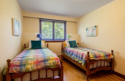 Cape Breton Regional Municipality Condominio | Beautiful Bras D'or 4 Bedroom Unit