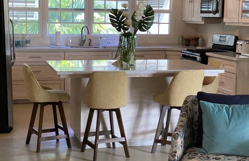 Dover Casa | Beautiful Breezy South Coast Apartment On The Gap