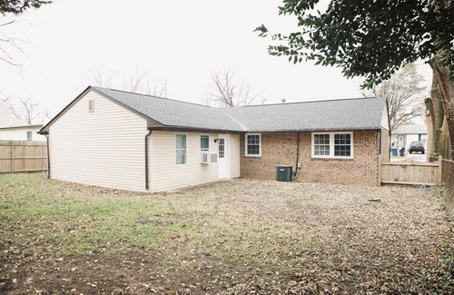 Wilmington Casa | Beautiful Brick-Wall House in Historic Newcastle