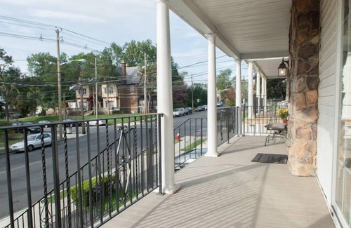Paterson Apartamento | Hermosas y brillantes - 3 dormitorios y 2 baños en Paterson, NJ minutos desde NYC