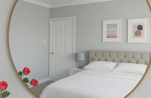 Southwick Casa | Beautiful Bright Three Bedroom House in Brighton and Hove with free parking