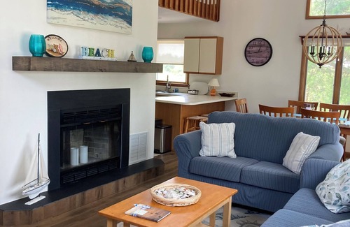 Broadkill Beach Casa | Beautiful Broadkill Beach home with a short walk to the beach.