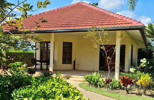 Cha-am Casa | Precioso bungalow con piscina exterior comunitaria y a 2 km de la playa de arena