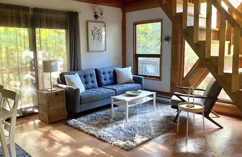 Courtenay Cabina | Beautiful cabin on the Tsolum River. 5 minutes to Courtenay or Comox