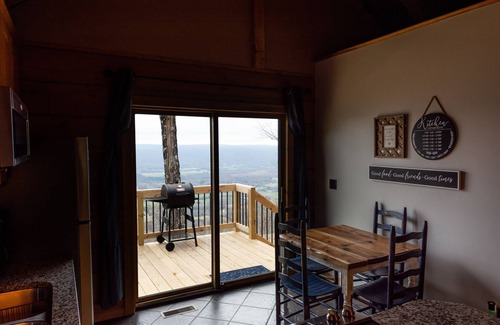 Lupton City Cabina | Quédate 4 noches y obtén la 5ta noche GRATIS! ¡Vista espectacular! (Noviembre-enero)