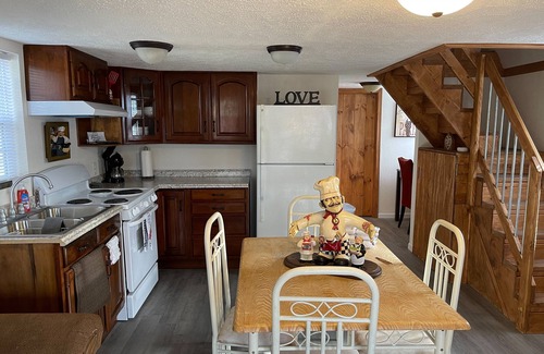 Waynesville Cabina | Beautiful Cabin Sleeps 10